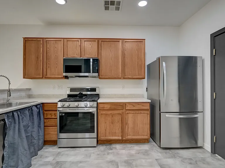 9929 Markhorn Ct — Photo 11