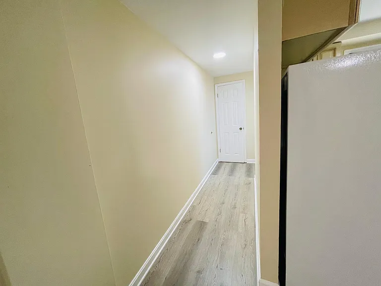 157 Fairgreen Dr #RIGHT — Photo 9
