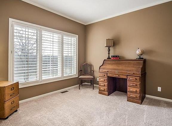 3rd image of 2642 SW Wintervalley Dr