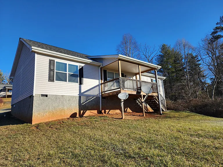 312 McLean Heights Ct — Photo 3