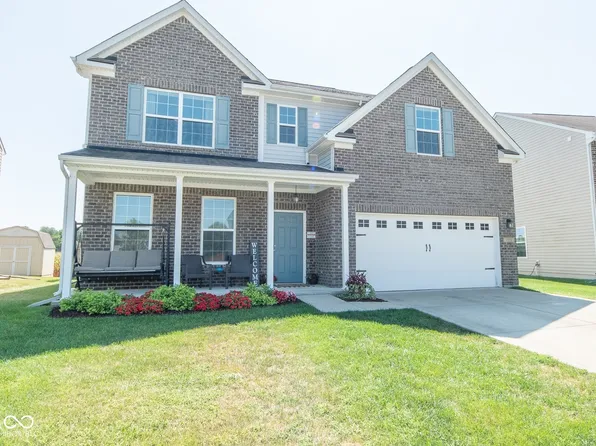 1951 Creek Bank Dr, Columbus, IN 47201