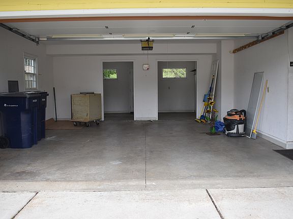 4th image of 2314 Navajo Ct