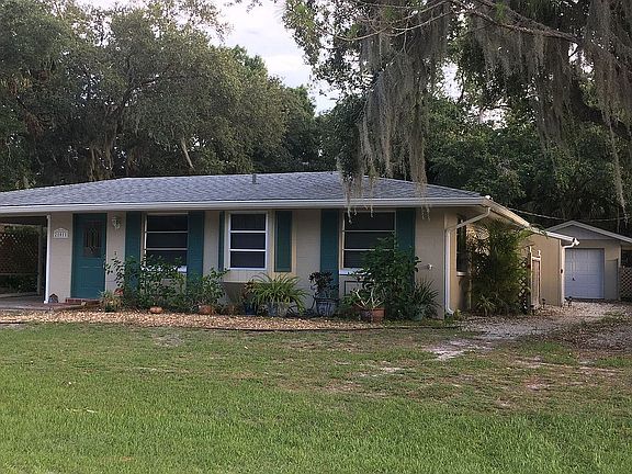 3rd image of 21011 Exmore Ave