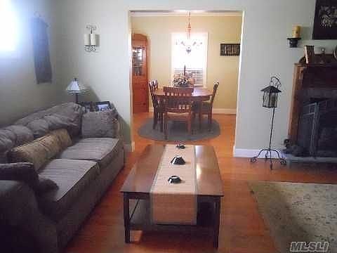 5th image of 15 Spruce St