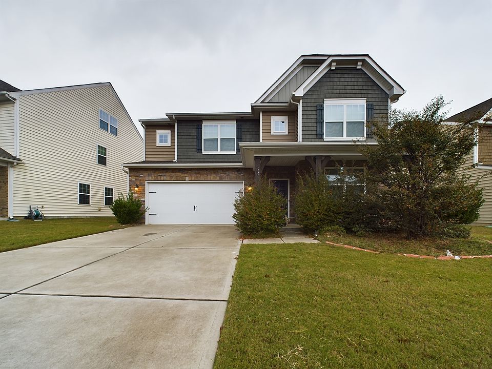1st image of 15928 Harbor Hill Dr