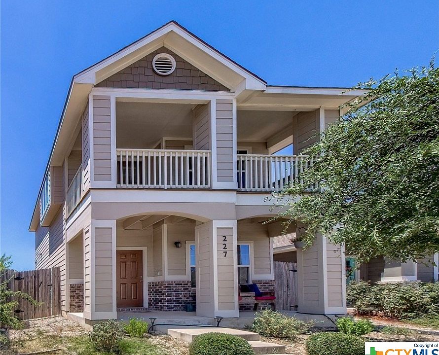 1st image of 227 Friendship Oak Dr