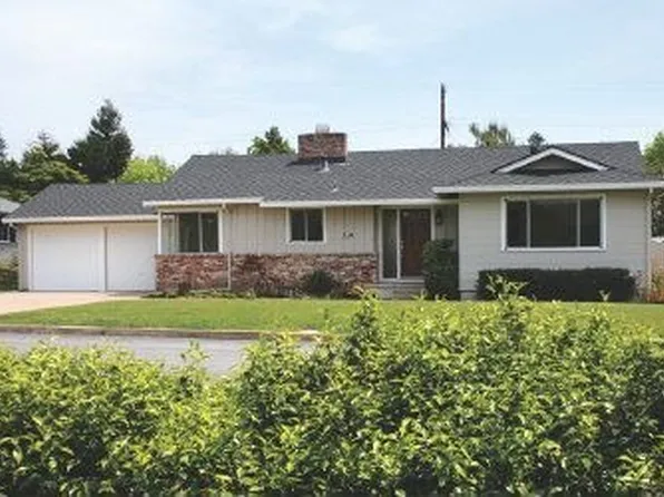 326 Moore St, Santa Cruz, CA 95060