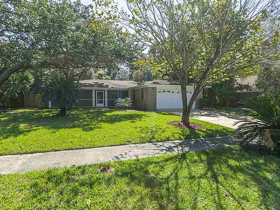 3rd image of 2701 Sanibel Pl