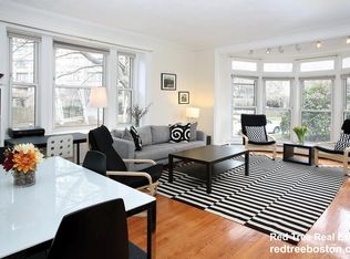 17 Regent Cir #17, Brookline, MA 02445