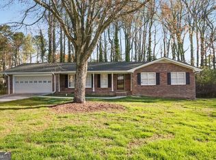 2208 Myra Ln, Snellville, GA 30078