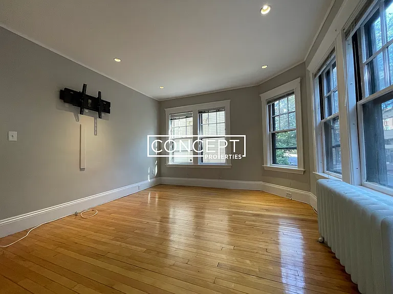 11-13 Story St #2 — Photo 6