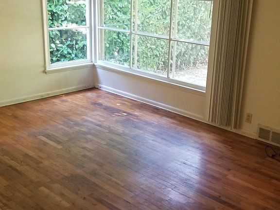5th image of 5035 Fauntleroy Way SW #5033