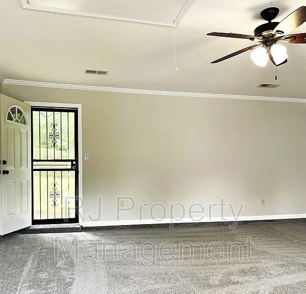 1079 Harpeth Dr — Photo 14