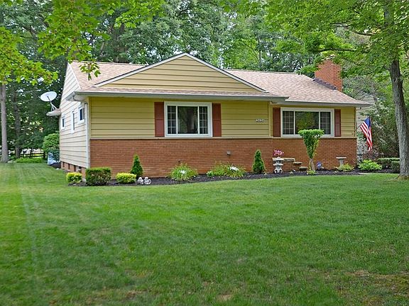 2nd image of 24134 Beech Ln