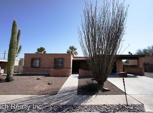 9069 E Calle Playa, Tucson, AZ 85715