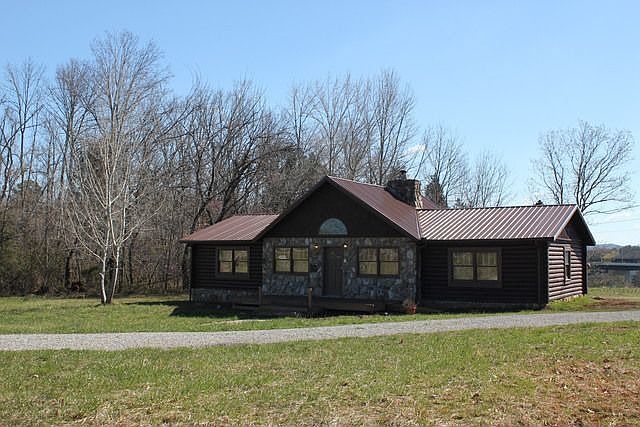 1st image of 1095 Cliffside Dr