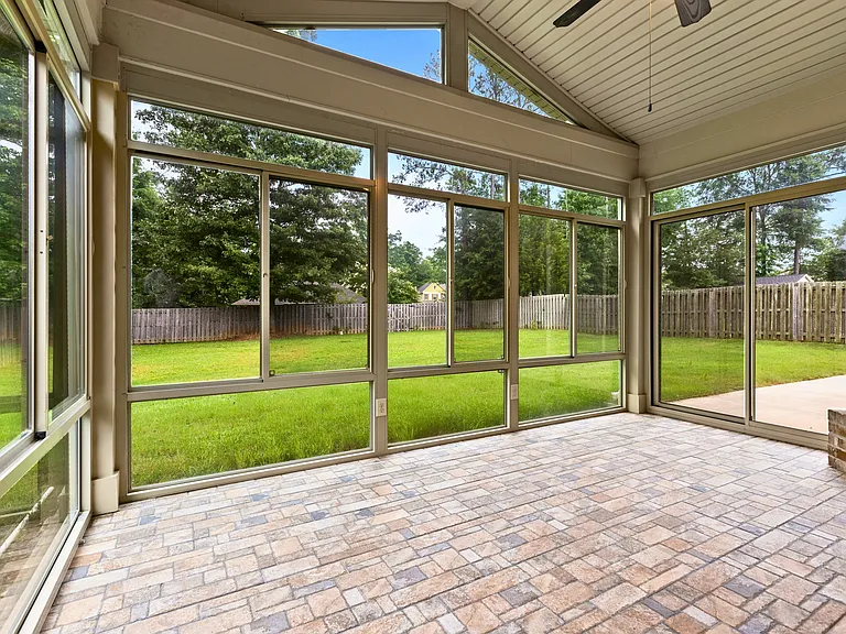 830 W Richland Cir — Photo 25