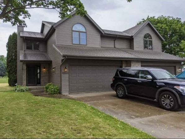 5847 Woodland Dr