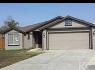 1164 E Donnybrook Pl, Hanford, CA 93230
