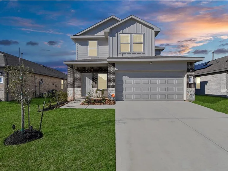 5227 Castlebury Meadows Dr — Photo 1
