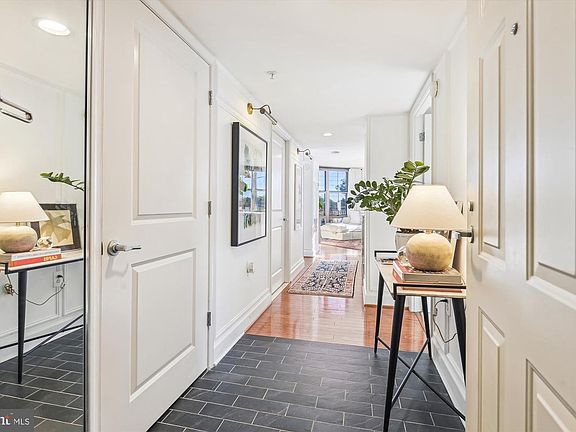 3rd image of 11800 Sunset Hills Rd Unit 606