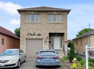 33 Wanstead Ave, Toronto, ON M1L 3L3