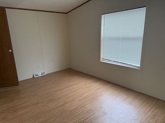 3rd image of 4310 Meadow Lane Dr #1194