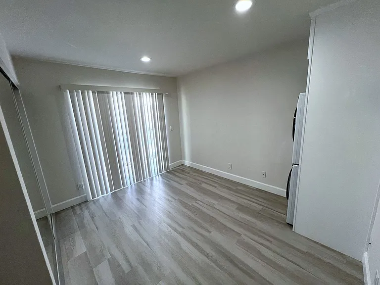 2282 W Dunlop St — Photo 27