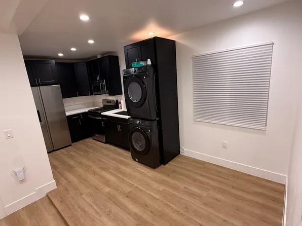 (undisclosed Address), North Hollywood, CA 91606