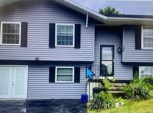 208 Meadowbrook Pkwy E, Horseheads, NY