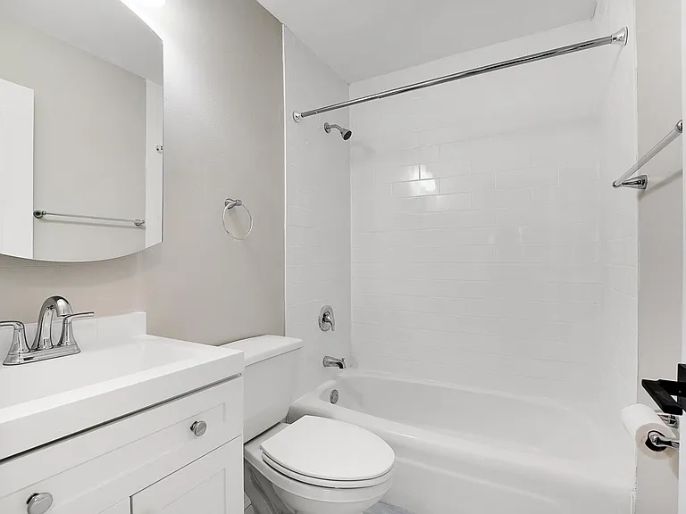 3523 Central Rd #102 — Photo 6