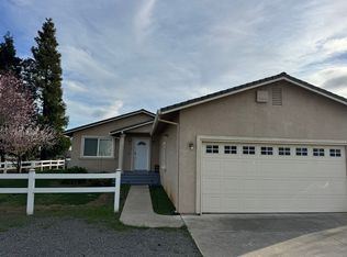 8911 River Rd, Sacramento, CA 95832