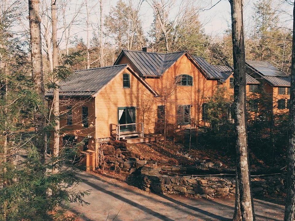 719 Barnes Rd