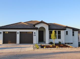 727 Red Cloud Rd, Paso Robles, CA 93446