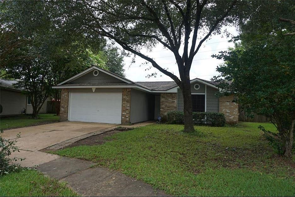 1st image of 8719 Grand Knolls Dr