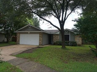8719 Grand Knolls Dr, Houston, TX 77083