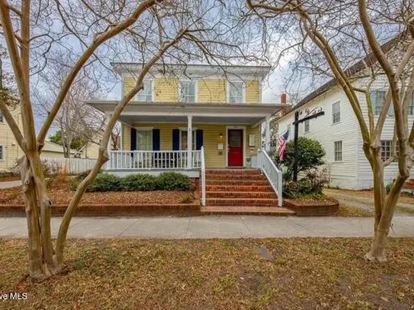 714 Pollock St #B, New Bern, NC 28562