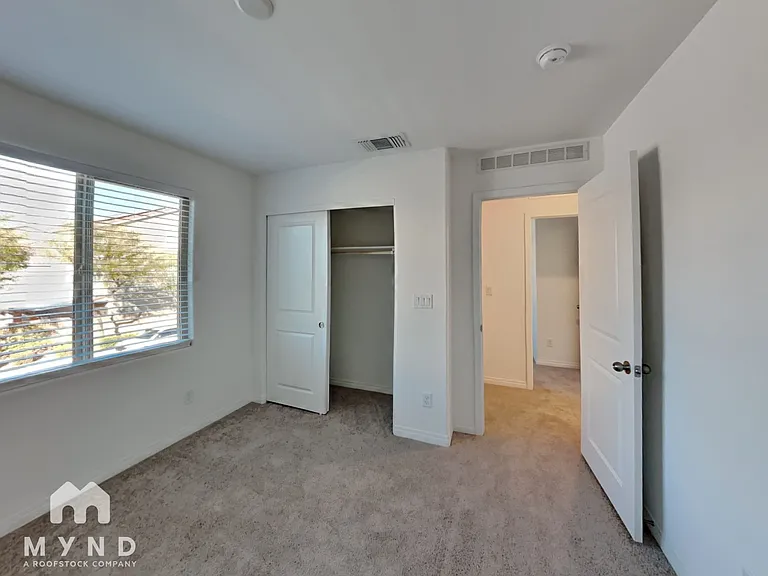 5755 W Haleh Ave — Photo 16