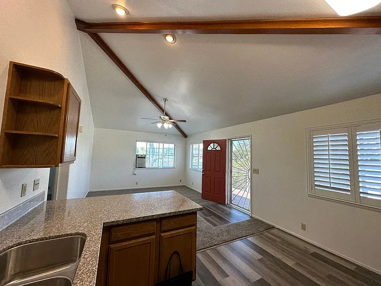 619 Military E — Photo 8