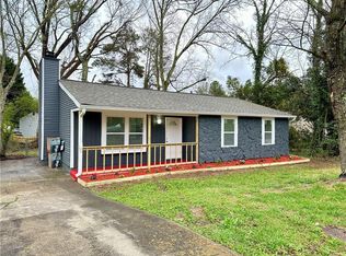 1262 Muirforest Ln, Stone Mountain, GA 30088