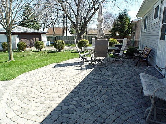 paver patio
