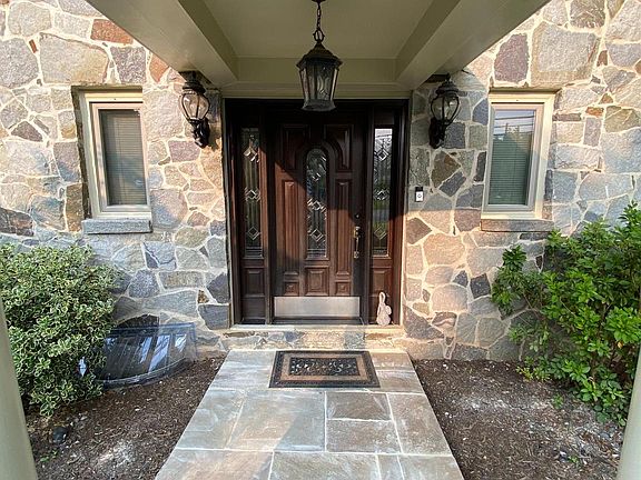 2nd image of 9833 Kentsdale Dr