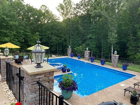 4th image of 5303 Daniels Creek Rd