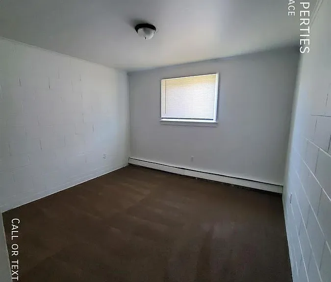77 Harvey Pl — Photo 9