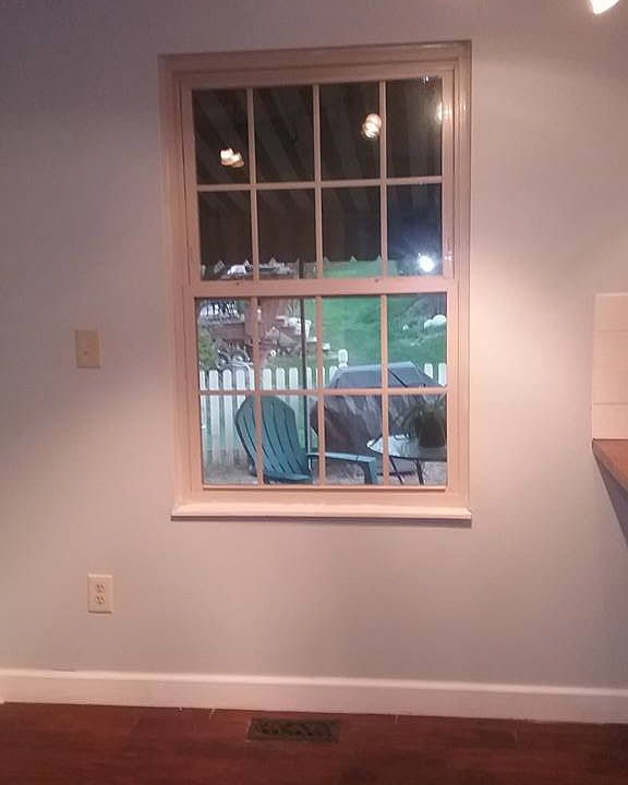 1st image of 111 Dinwiddie Dr
