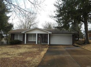 6380 Deer Run Rd, Florissant, MO 63033