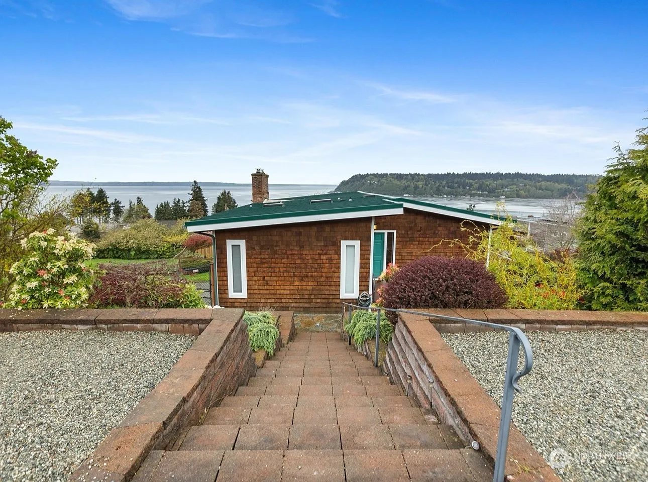 8327 Sunset Vista Lane photo 1