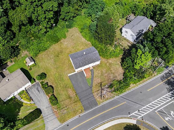 5th image of 97 Allen Rd