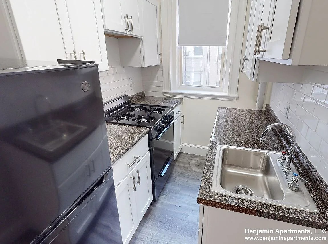 1 bed, $2,675 — Photo 1