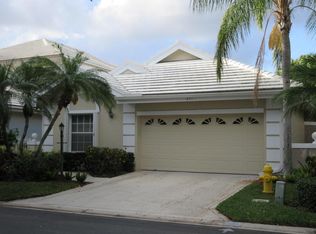 271 Canterbury Dr W, Palm Beach Gardens, FL 33418